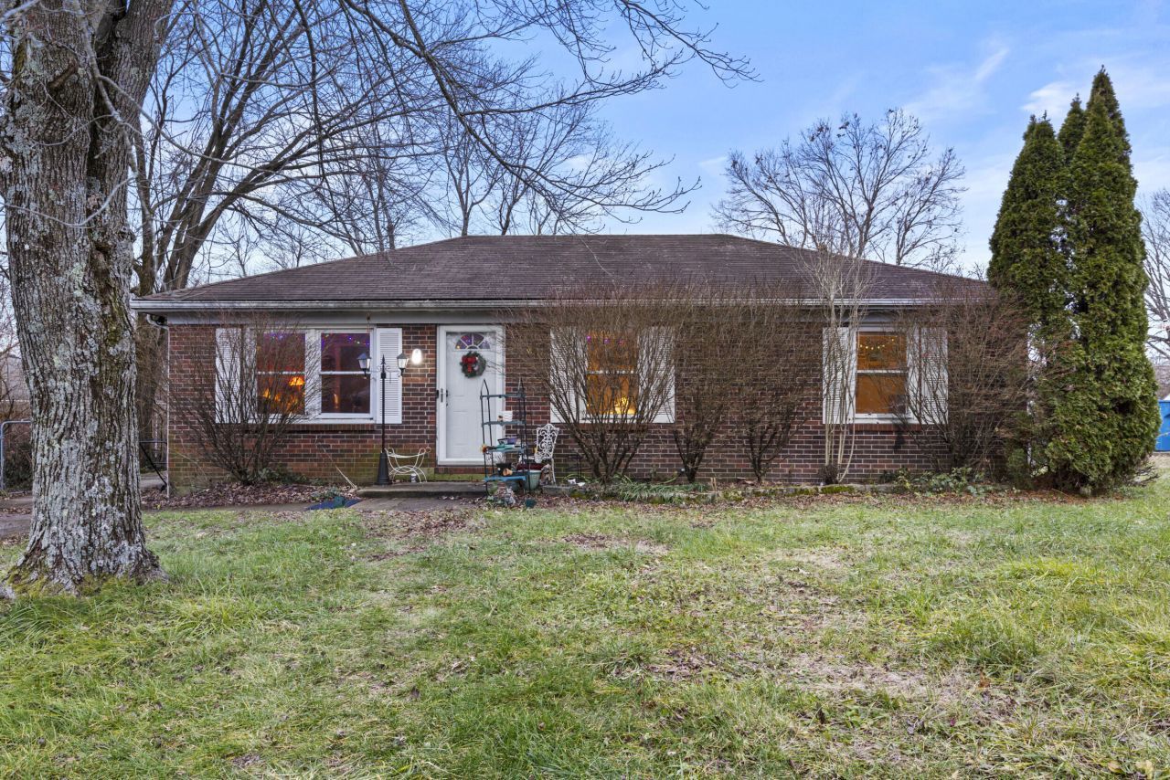 414 Richmond Avenue, Nicholasville, KY 40356 Main Photo