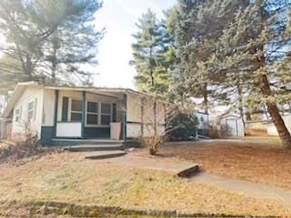 N750 Golf Road, Unit 14, Prairie Du Sac, WI 53578