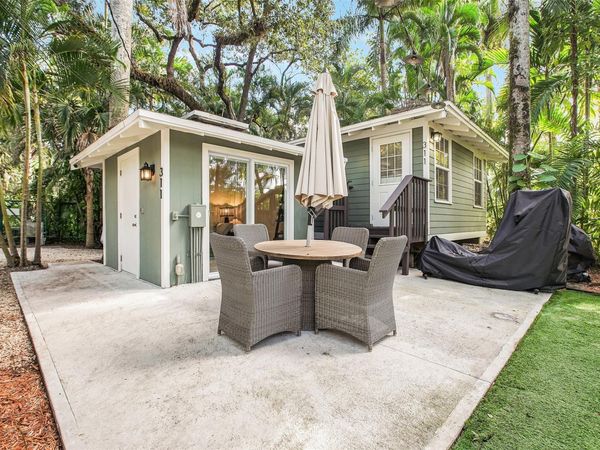 311 SW 14th Way, Fort Lauderdale, FL 33312