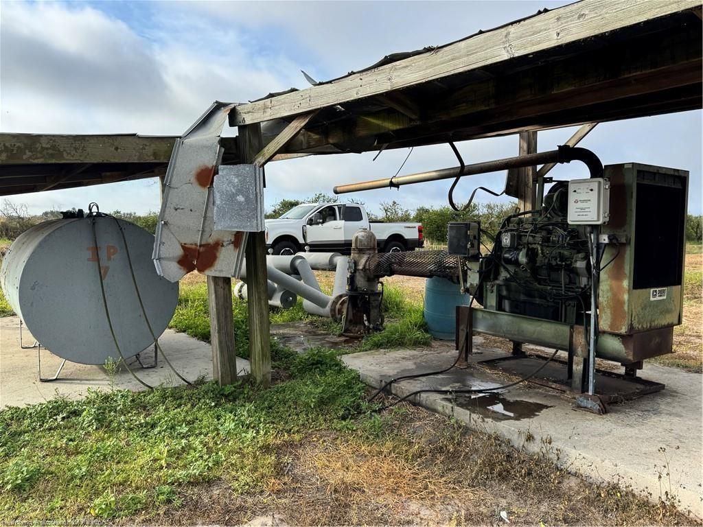 2205 Hicks Rd, Lorida, FL 33857 Photo