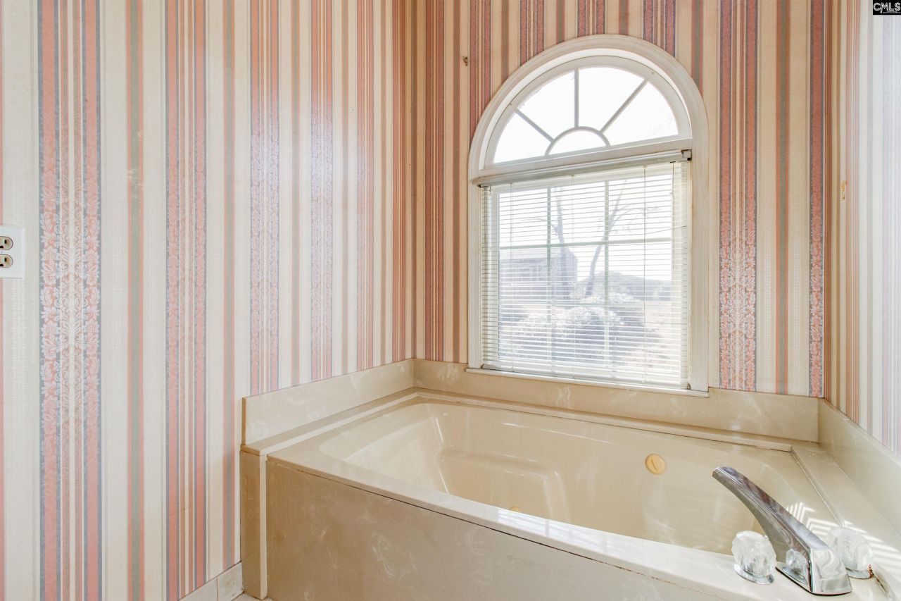 308 Valley Springs Road Photo 12