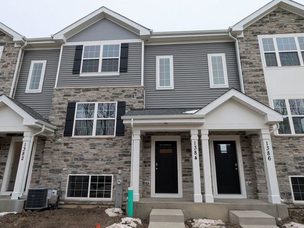 1384 Foxglove Drive, Bartlett, IL 60103