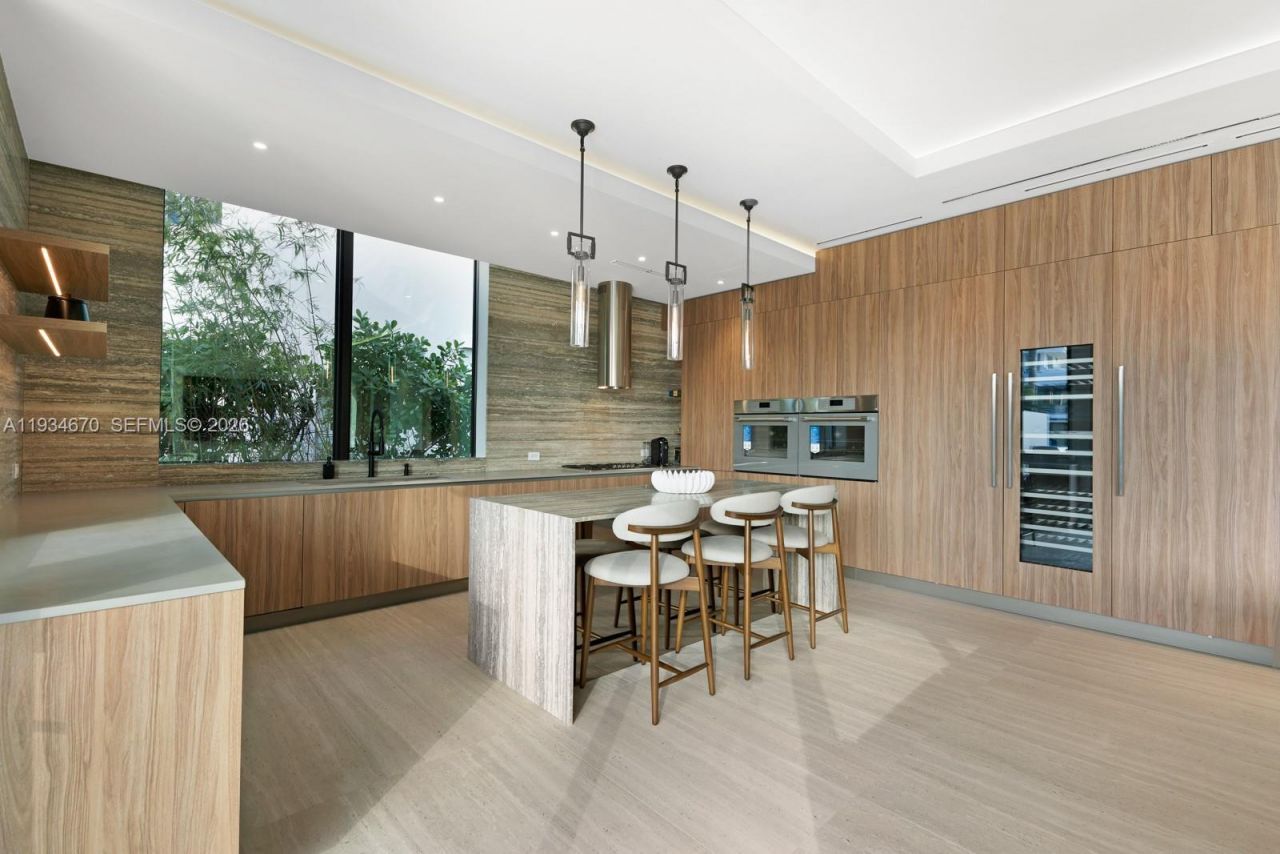 641 Flamingo Dr, Fort Lauderdale, FL 33301 Photo