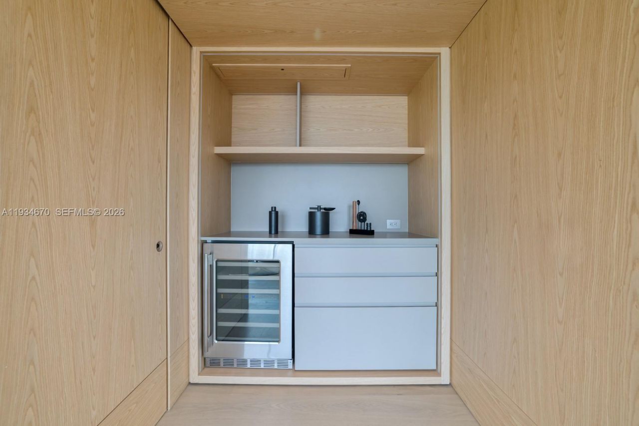 641 Flamingo Dr, Fort Lauderdale, FL 33301 Photo