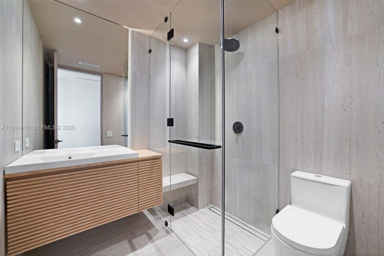 641 Flamingo Dr, Fort Lauderdale, FL 33301 Photo