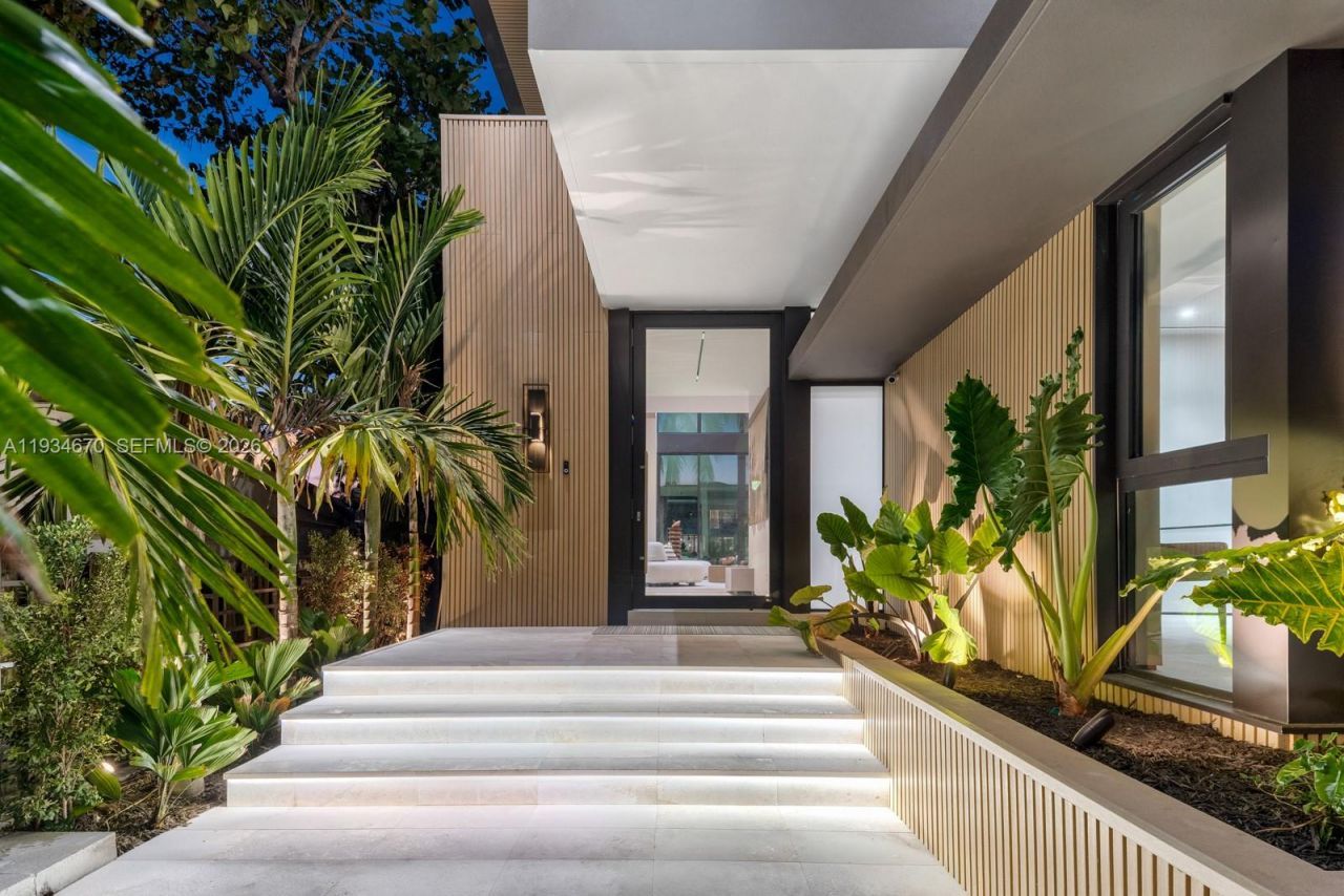 641 Flamingo Dr, Fort Lauderdale, FL 33301 Photo