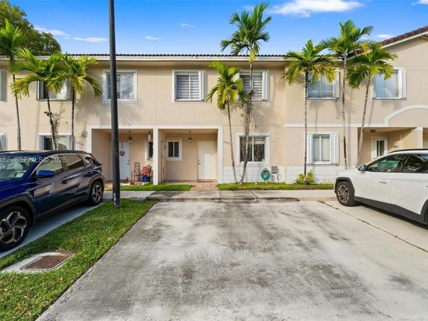 13925 SW 175th Ter, Miami, FL 33177