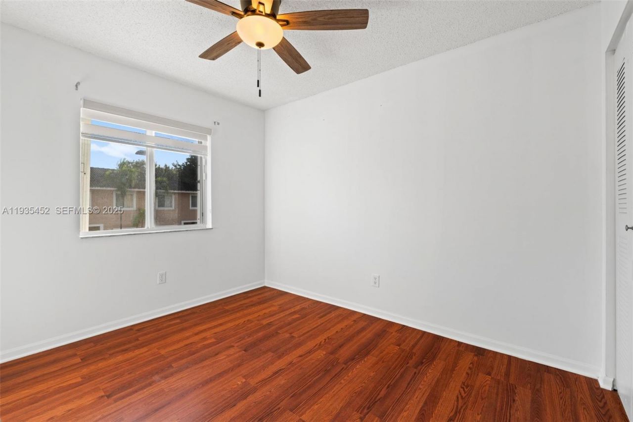 13925 SW 175th Ter, Miami, FL 33177 Photo