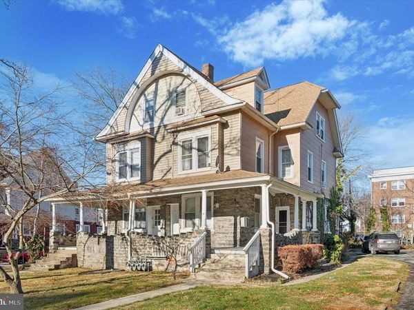 120 WALNUT AVENUE, Unit 2, ARDMORE, PA 19003