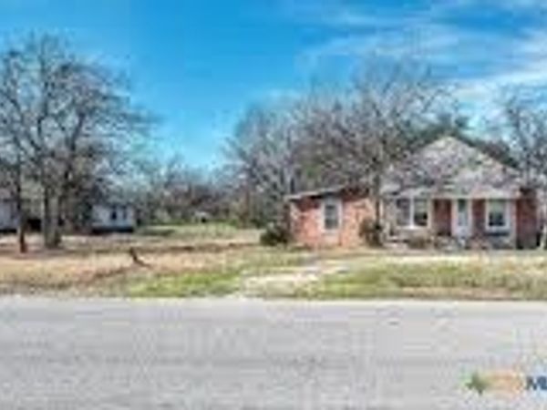 118 S Front Avenue , Troy, TX 76579
