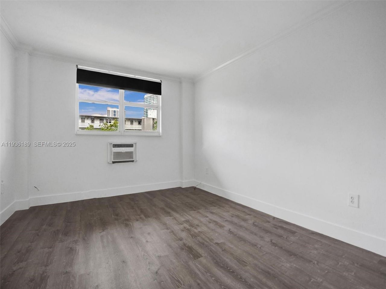 1300 Lincoln Rd , Unit D404, Miami Beach, FL 33139 Photo