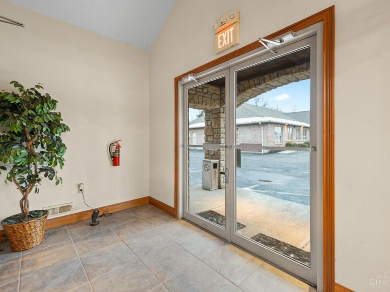 9155 Governors Way, Unit 1B, Symmes Township, OH 45249 Photo 6
