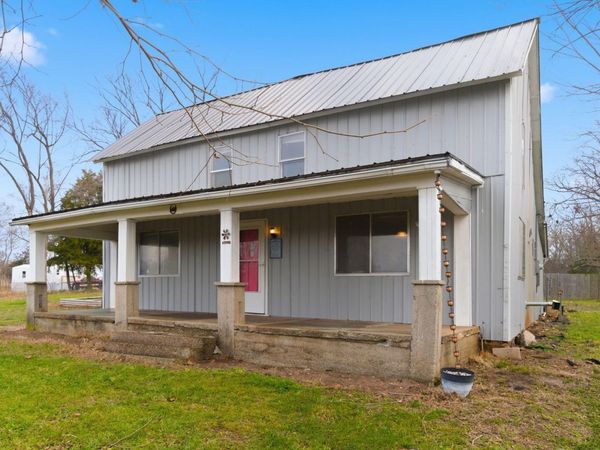 624 N Clark Street, Everton, MO 65646