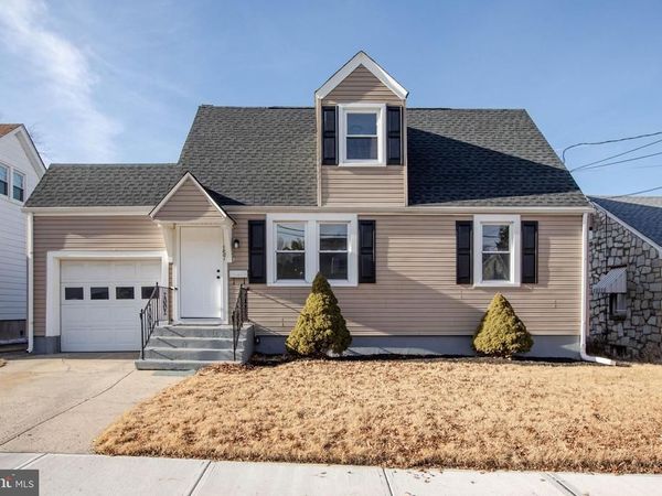 157 CHURCHILL AVENUE, HAMILTON, NJ 08610