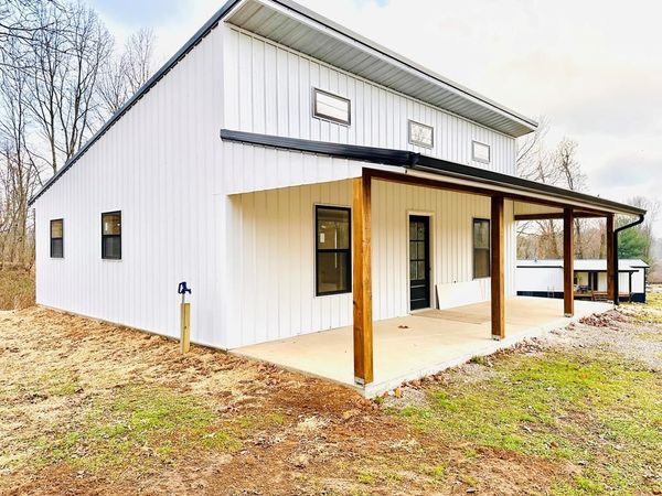 803 Old Poplar Cove Rd, Jamestown, TN 38556