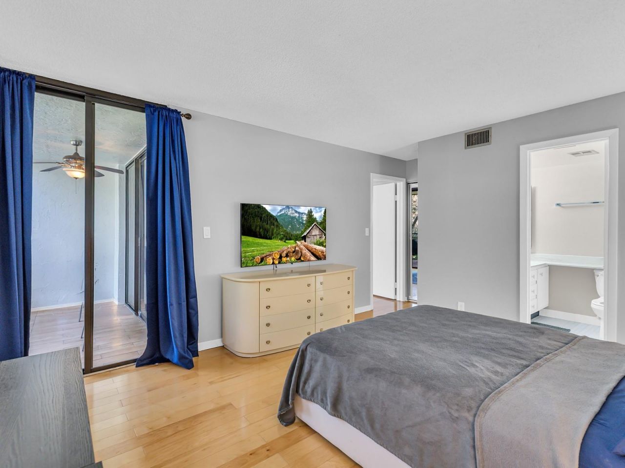 7579 NW 79th Ave, Unit 204, Tamarac, FL 33321 Photo