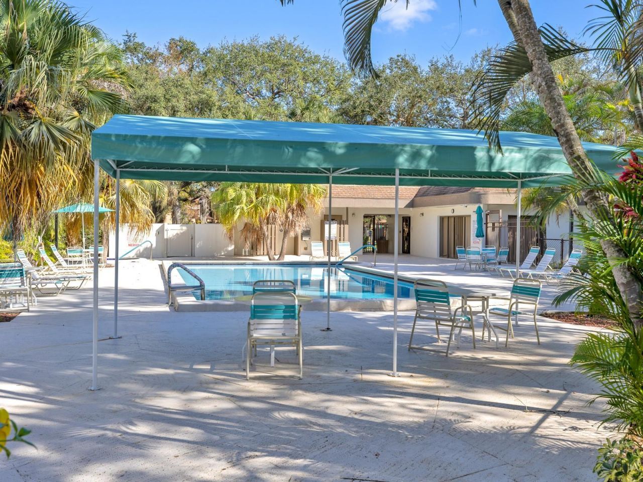 7579 NW 79th Ave, Unit 204, Tamarac, FL 33321 Photo