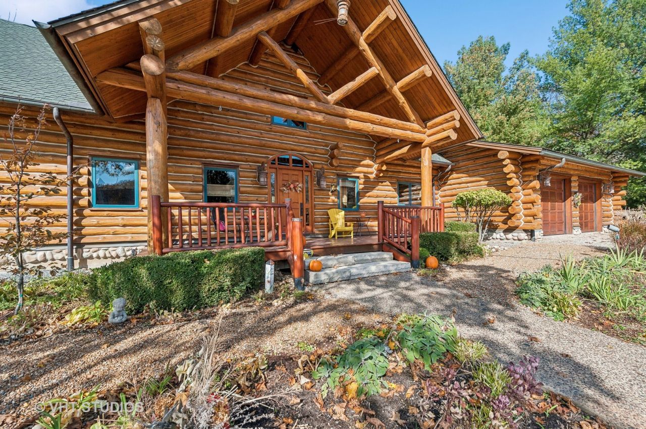 2317 Paulson Road, Harvard, IL 60033