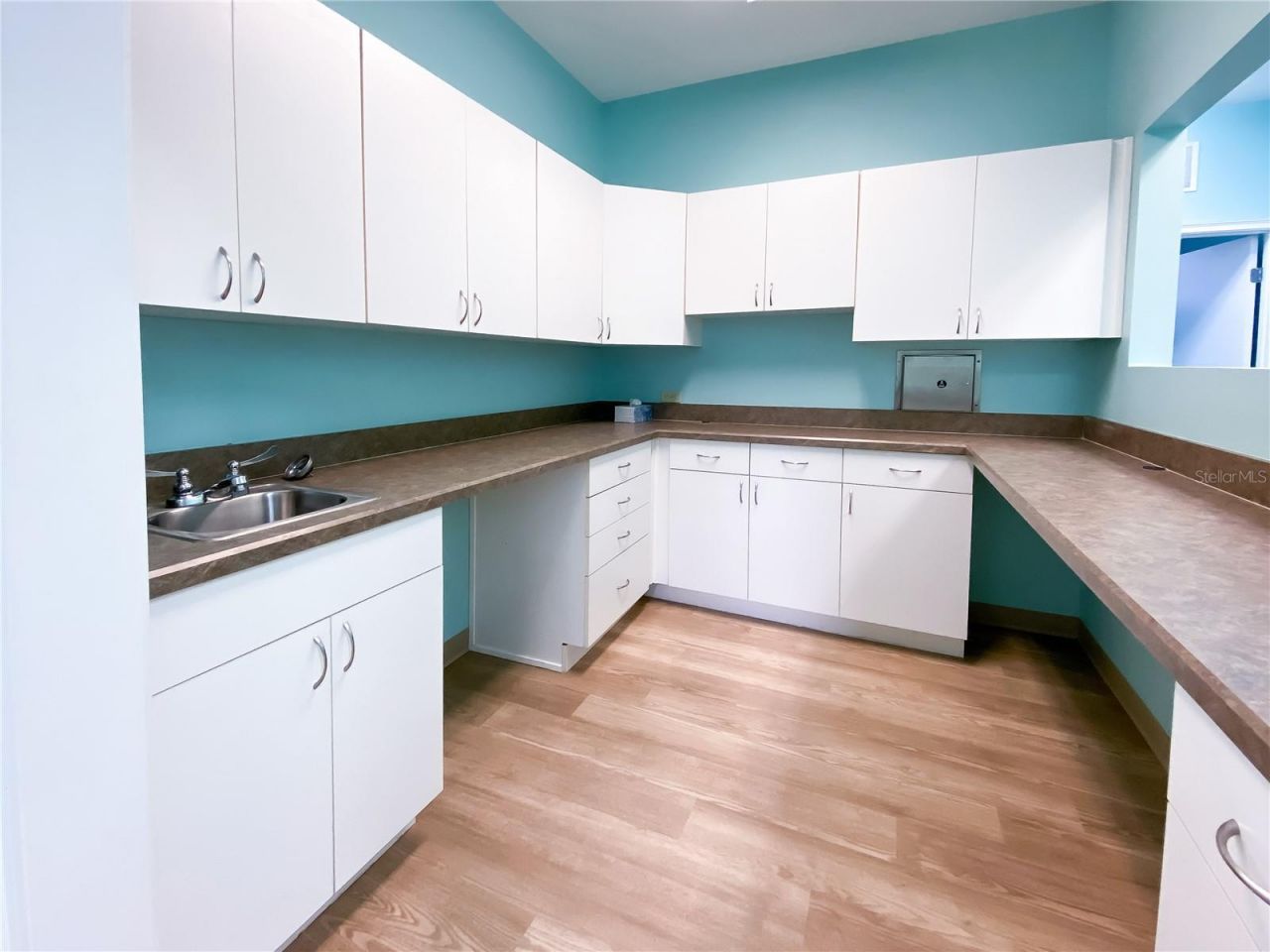 733 S Goldenrod Road, Orlando, FL 32822 Photo