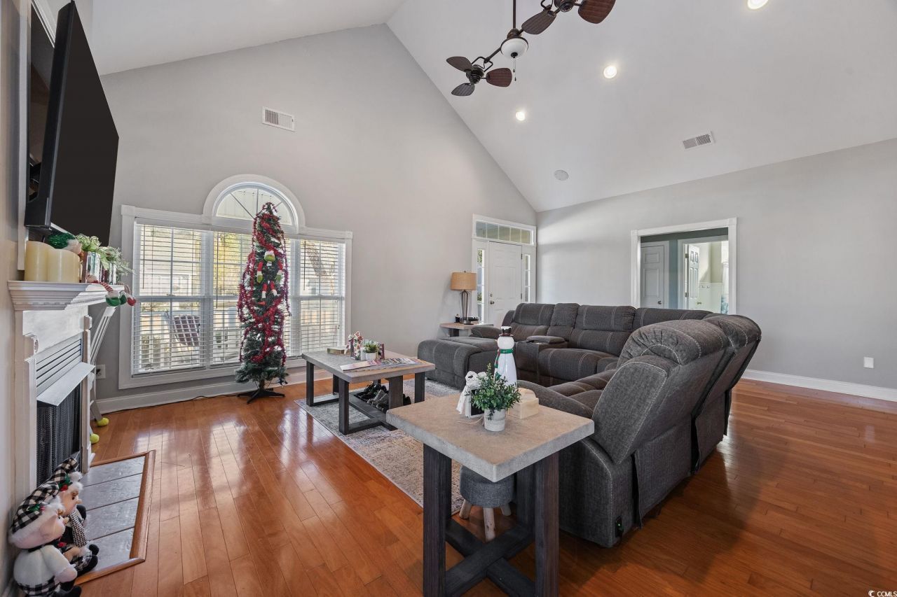 459 Garden Ave. Photo 16