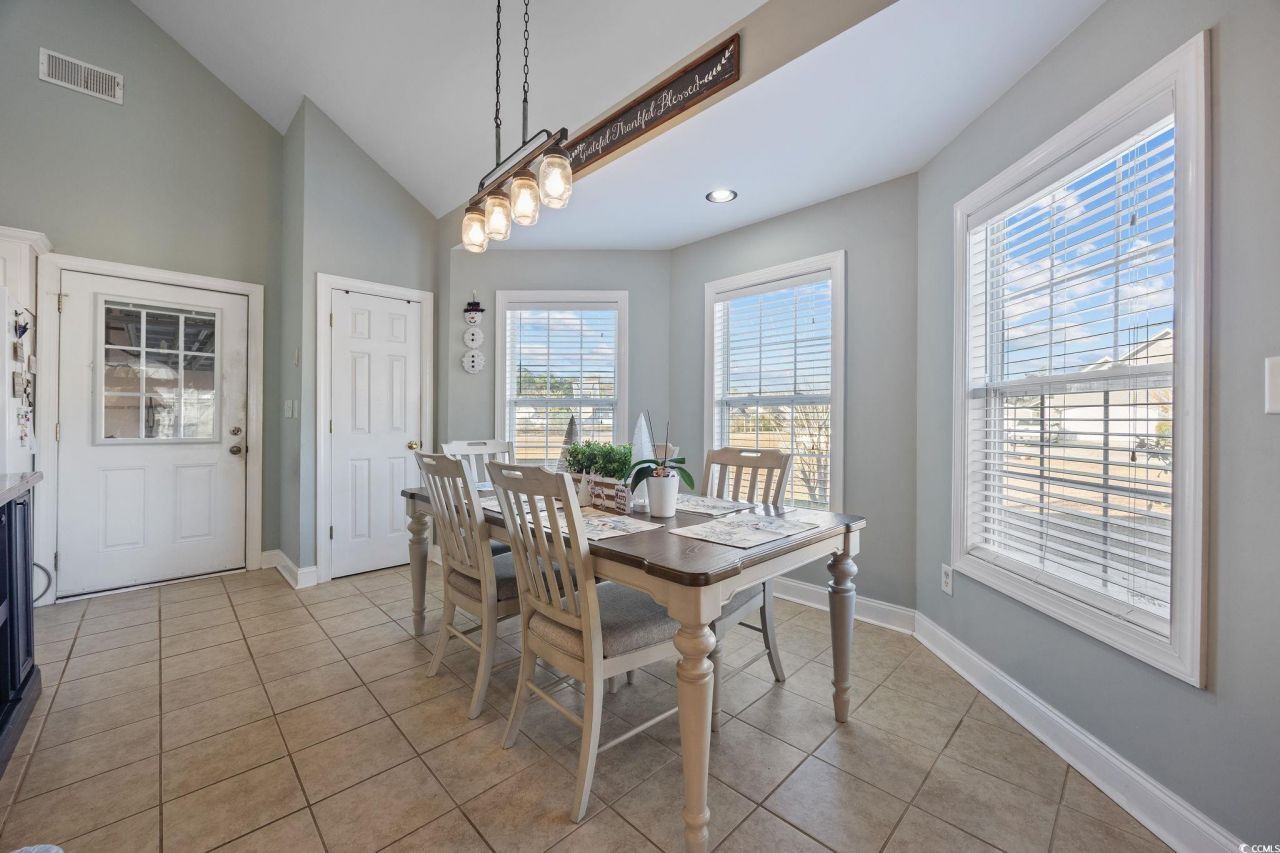 459 Garden Ave. Photo 17