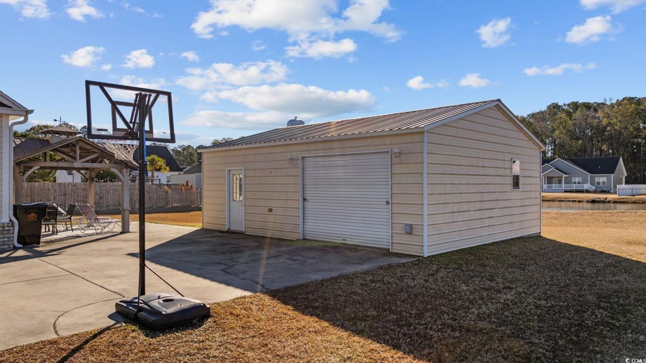 459 Garden Ave. Photo 32