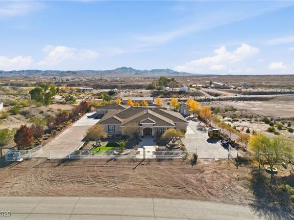 1285 E Embry Avenue , Moapa, NV 89025