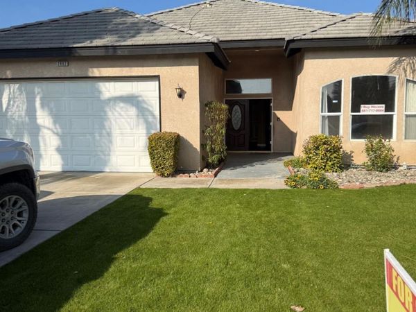2802 Silver Shore Lane, Bakersfield, CA 93313