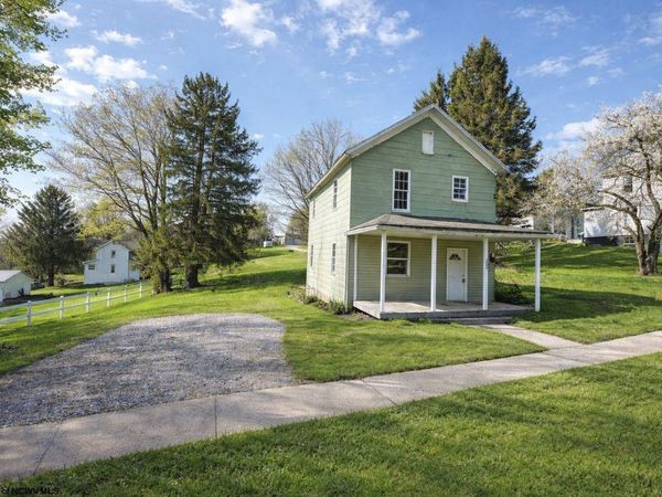 207 Willard Street, Terra Alta, WV 26764