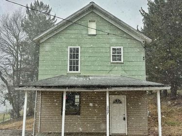 207 Willard Street, Terra Alta, WV 26764