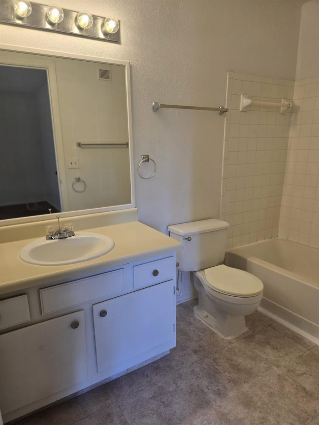 3310 Pinewalk Drive, Unit 1812, Margate, FL 33063 Photo