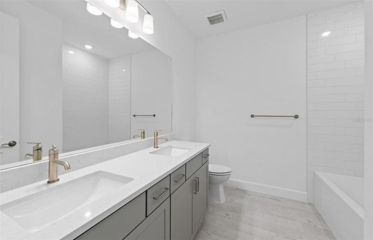 16518 Ennis Place, Bradenton, FL 34212 Photo