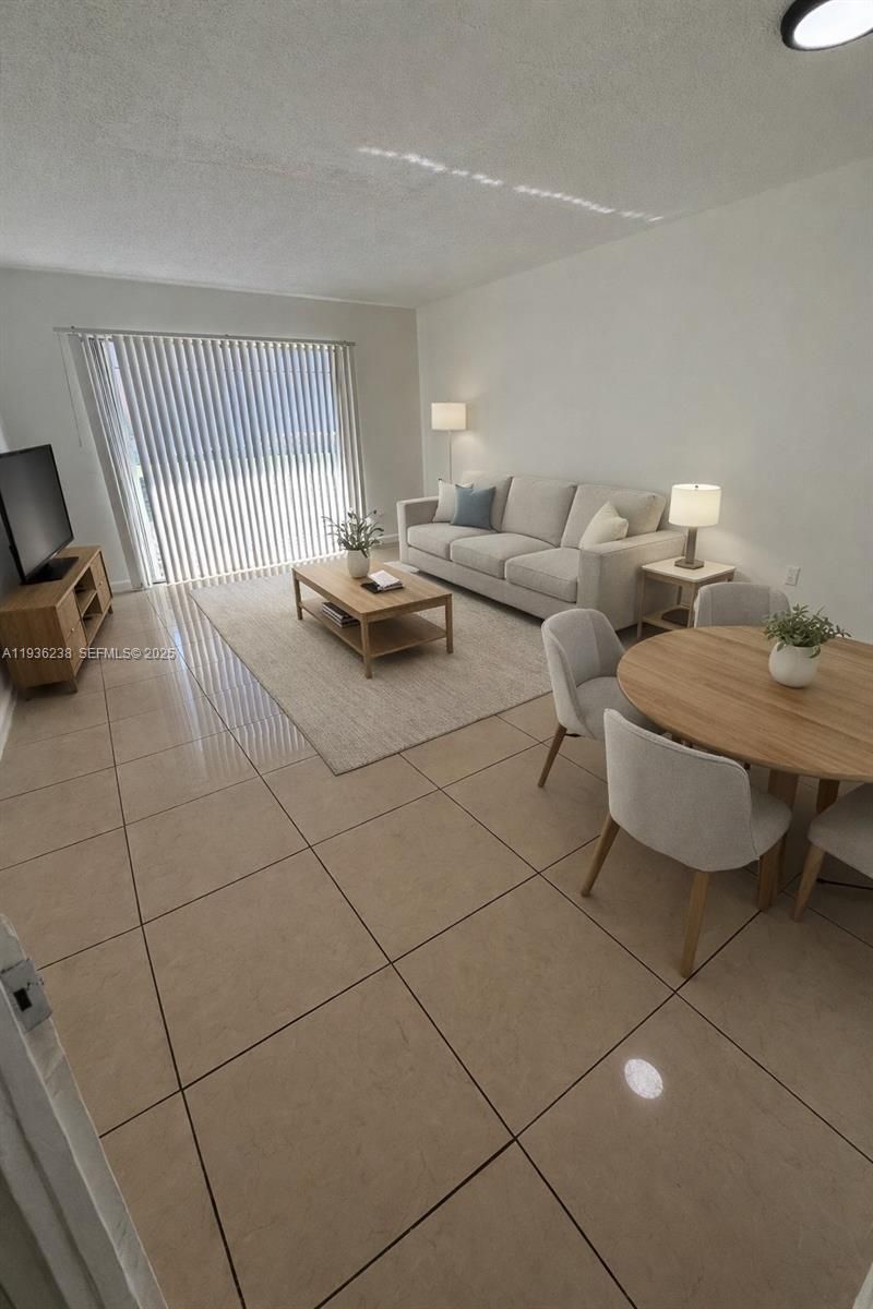 15201 NE 6th Ave, Unit C104, Miami, FL 33162 Photo