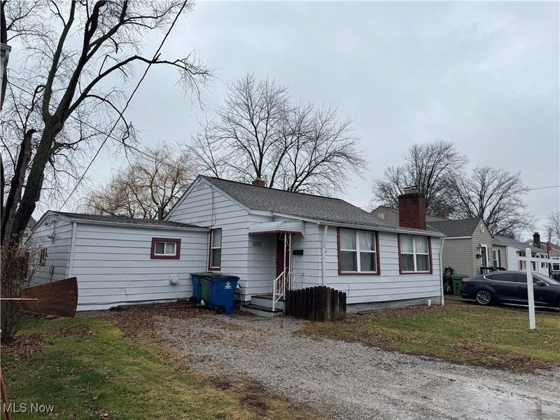 1222 E 360th Street, Eastlake, OH 44095 Photo 2
