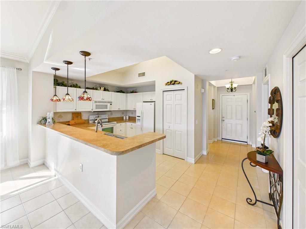 10510 Amiata Way, Unit 306, Fort Myers, FL 33913 Photo