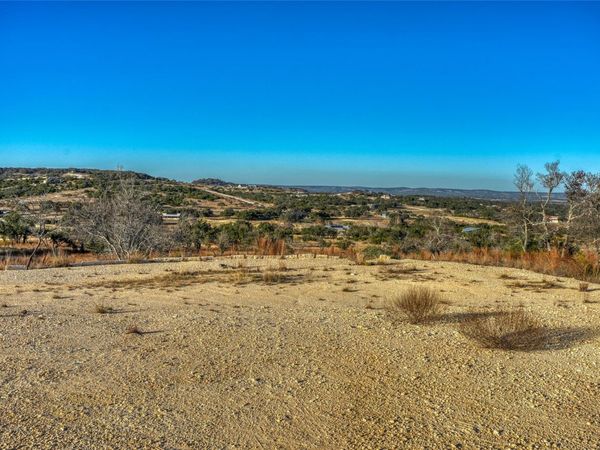 136 Falling Oak DR, Blanco, TX 78606