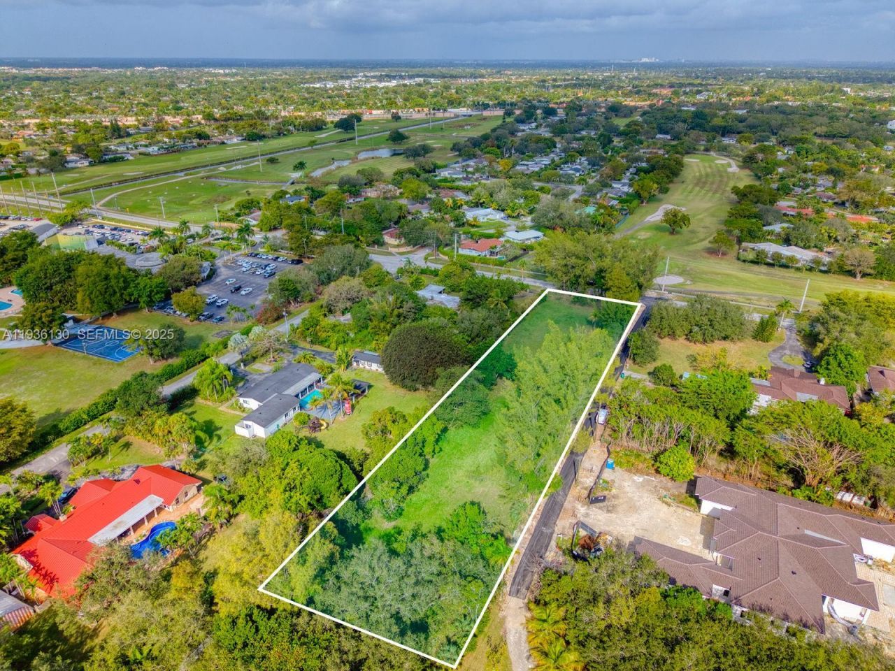 9840 SW 104th St , Miami, FL 33176 Photo