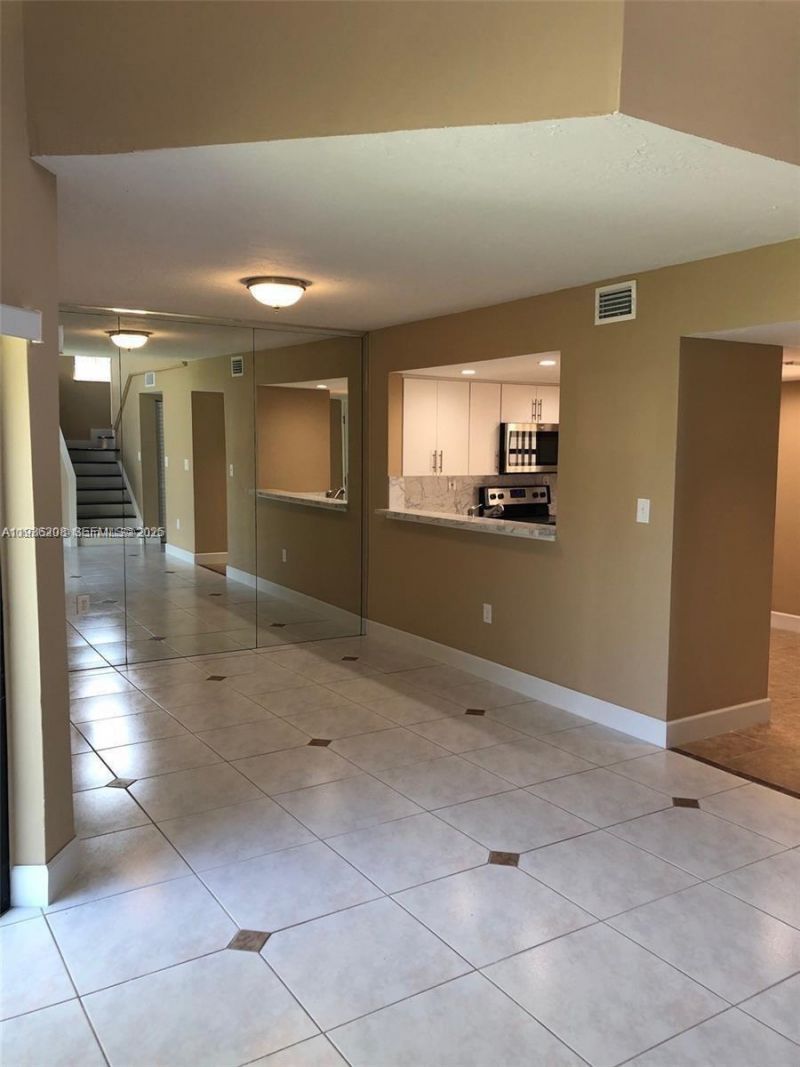 1400 San Remo Cir , Unit 1400, Homestead, FL 33035 Photo