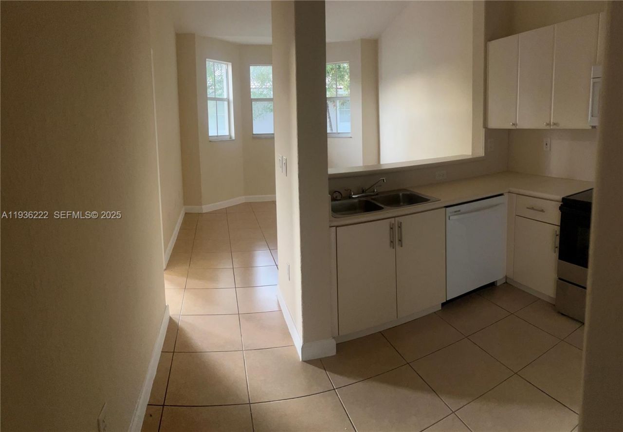 2826 SE 16th Pl , Unit 203, Homestead, FL 33035 Photo