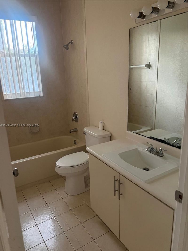 2826 SE 16th Pl , Unit 203, Homestead, FL 33035 Photo