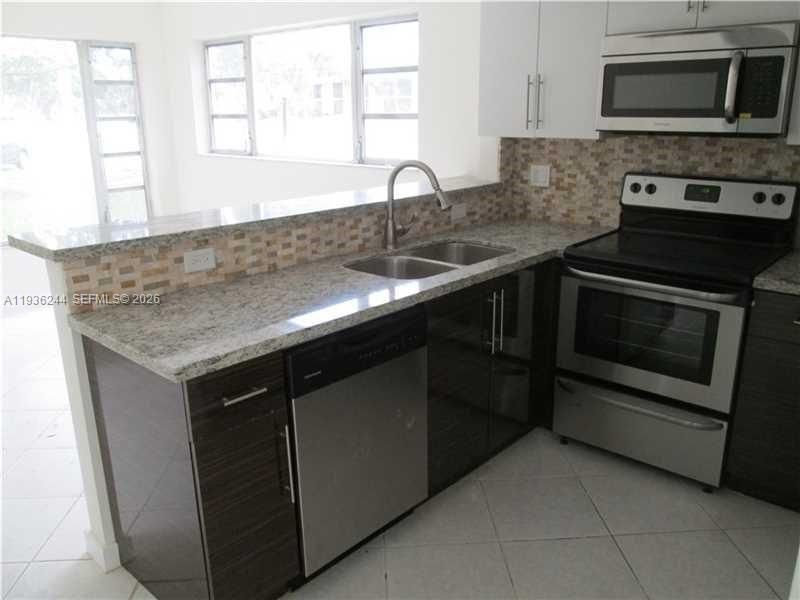 8043 Lagos De Campo Blvd, Unit F-3, Tamarac, FL 33321 Photo