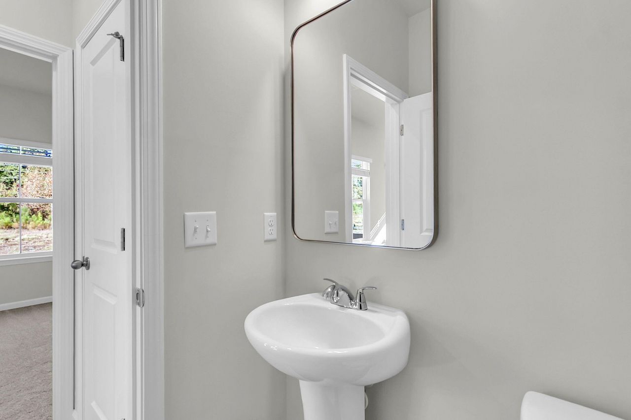 312 Clipper Court Photo 17