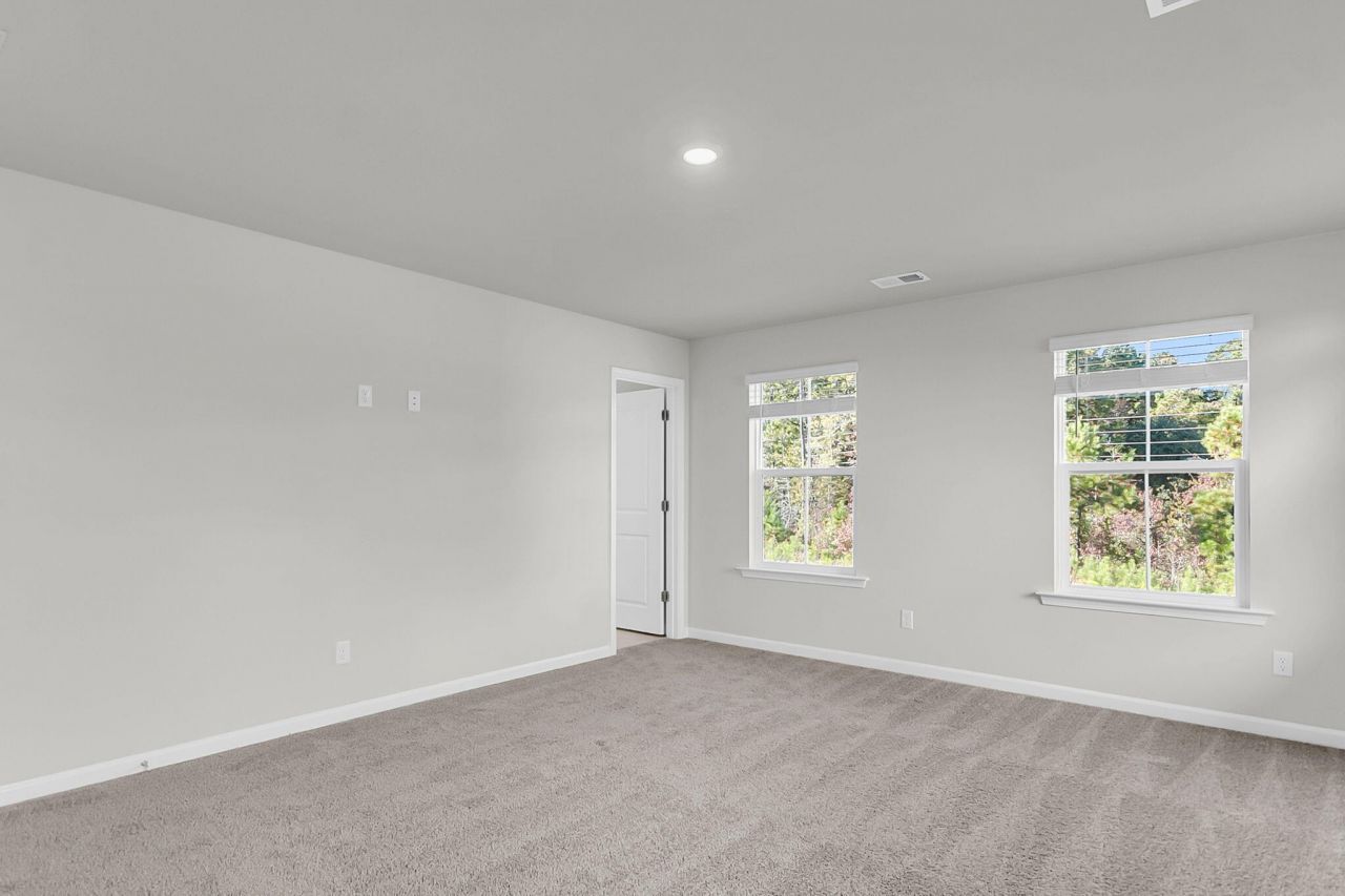 312 Clipper Court Photo 19