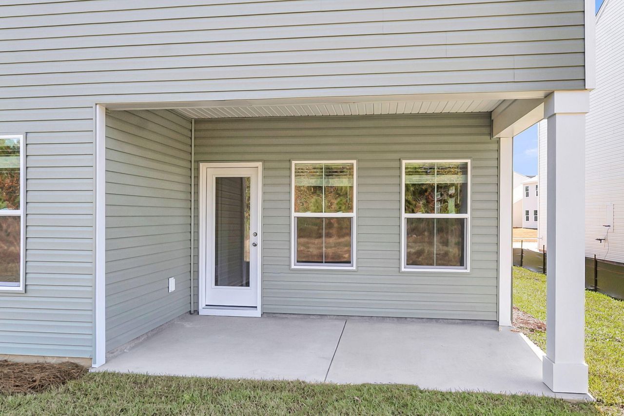 312 Clipper Court Photo 37