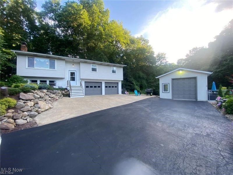 10447 Infirmary Road, Mantua, OH 44255 Photo 2