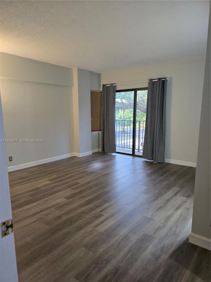 4705 SW 62nd Ave, Unit 201, Davie, FL 33314 Photo