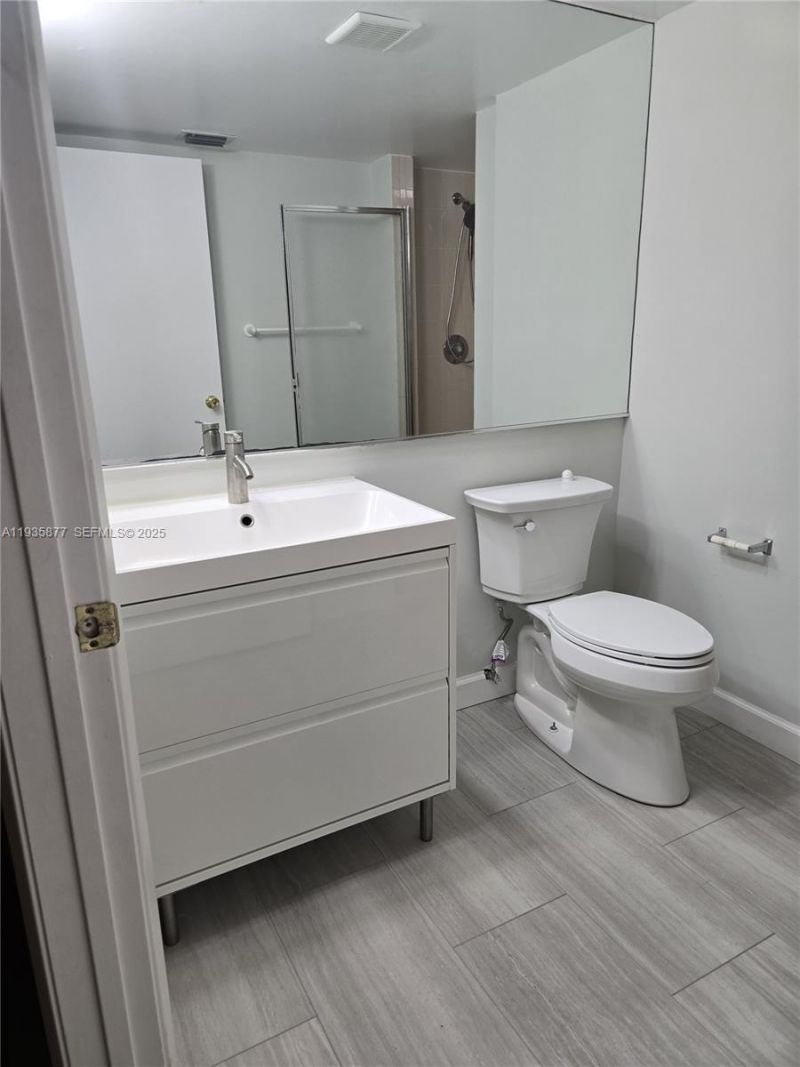 4705 SW 62nd Ave, Unit 201, Davie, FL 33314 Photo