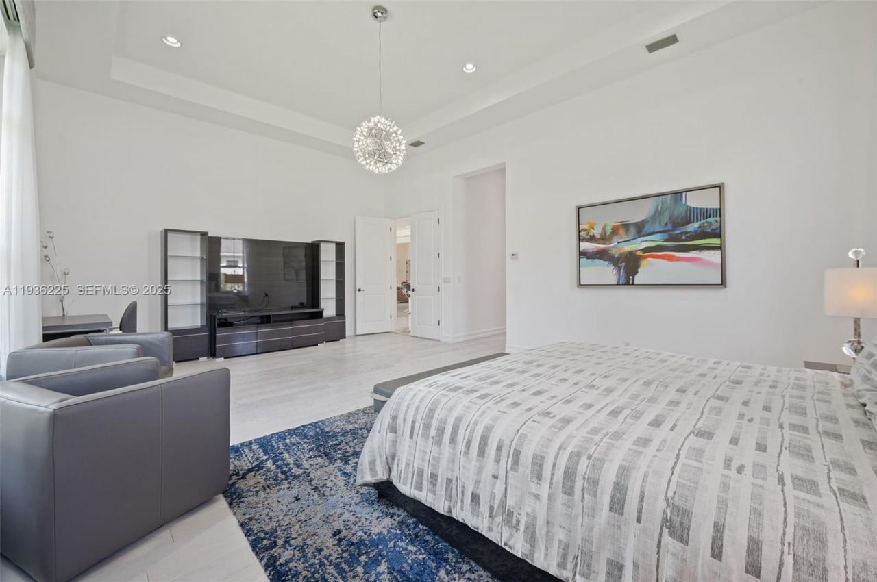 5292 S Sterling Ranch Cir, Davie, FL 33314 Photo