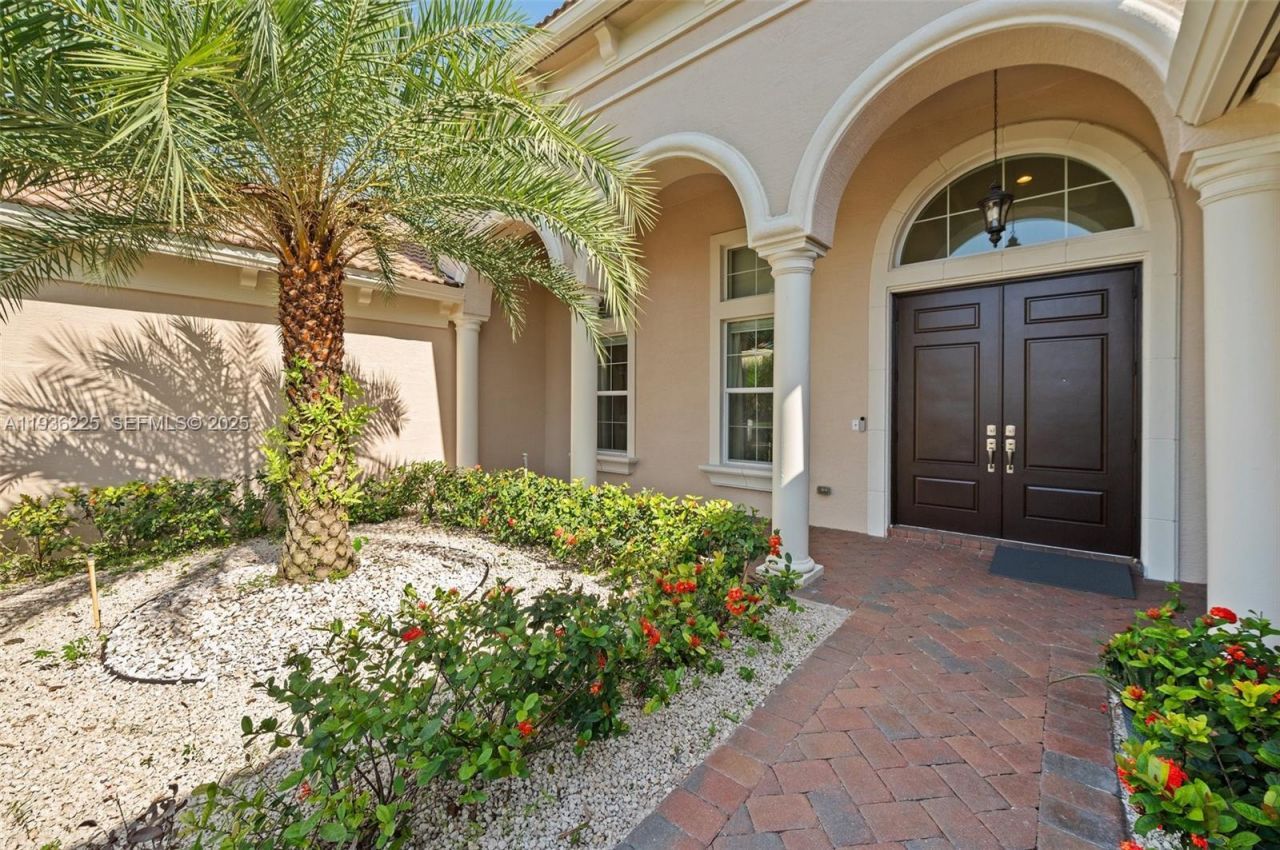 5292 S Sterling Ranch Cir, Davie, FL 33314 Photo