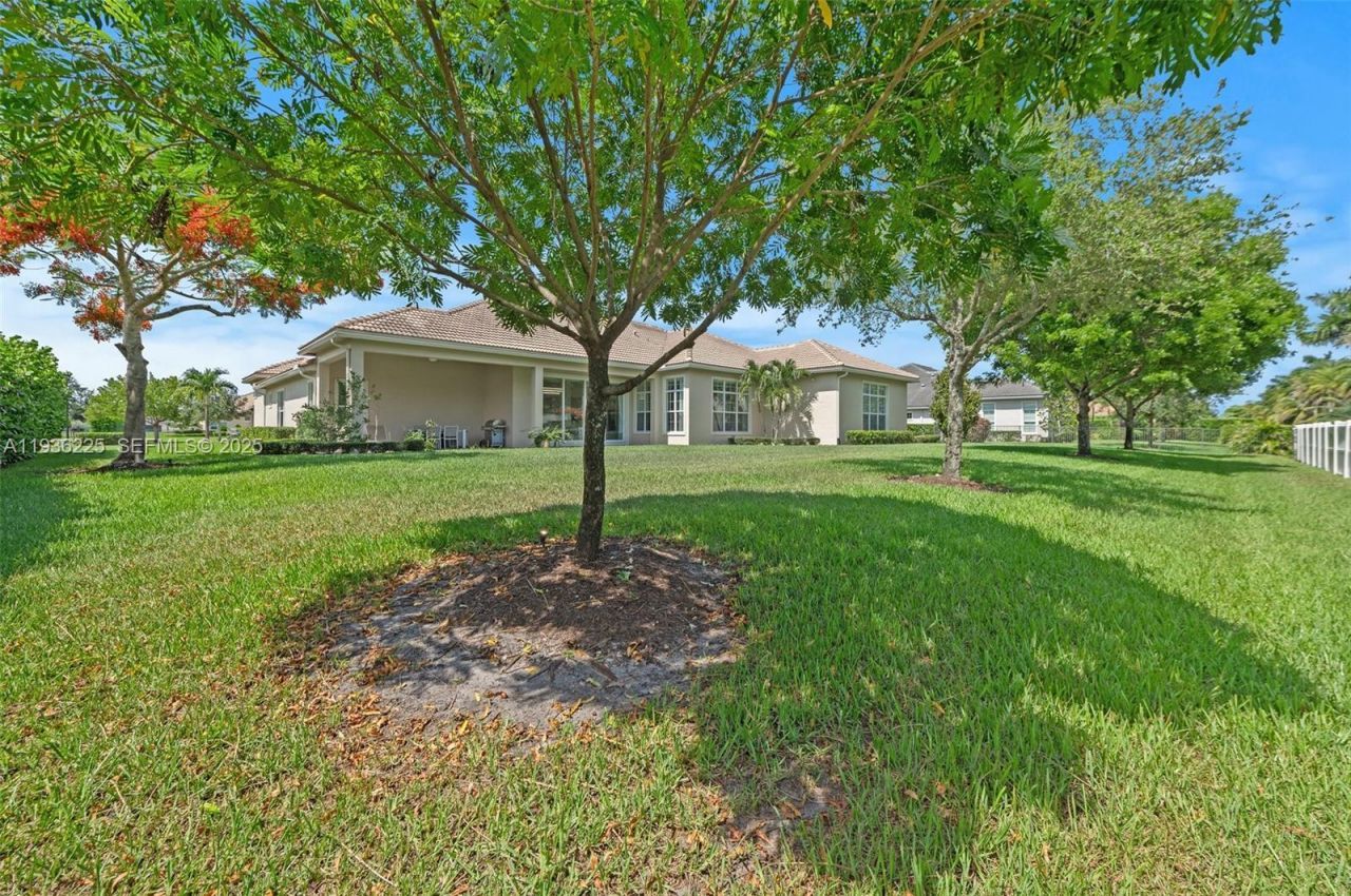 5292 S Sterling Ranch Cir, Davie, FL 33314 Photo